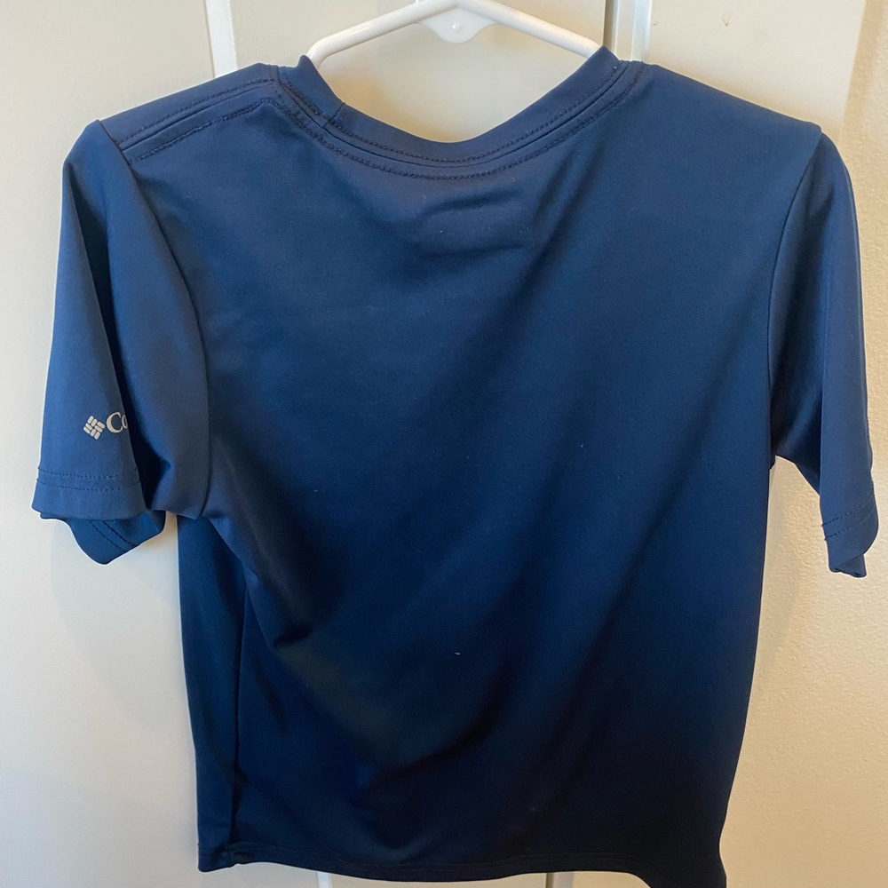 Columbia Shirt - Picture 2 of 3